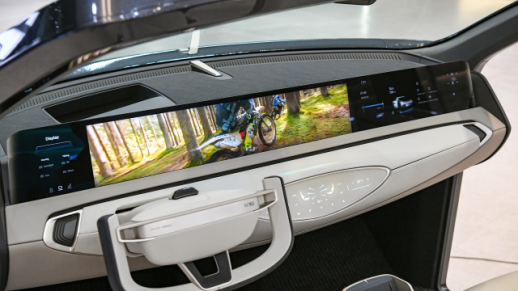 Hyundai Mobis unveils cutting-edge infotainment digital cockpit system
