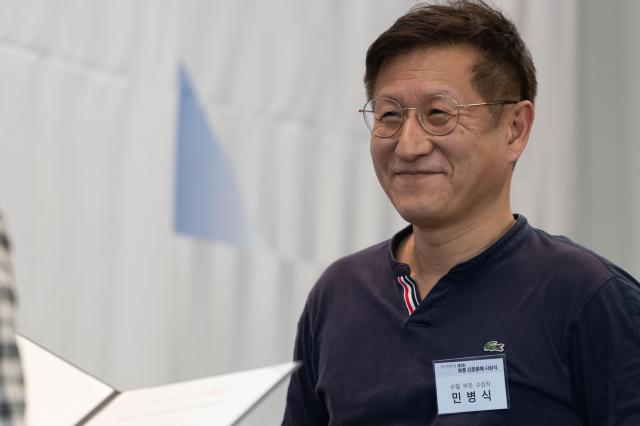 Min Byeong-sik recipient of the 2nd Patriots Literary Contest Miscellany Award at the Press Club on the 20th floor of the Korea Press Center in central Seoul on June 12 2024 AJU PRESS Park Jong-hyeok