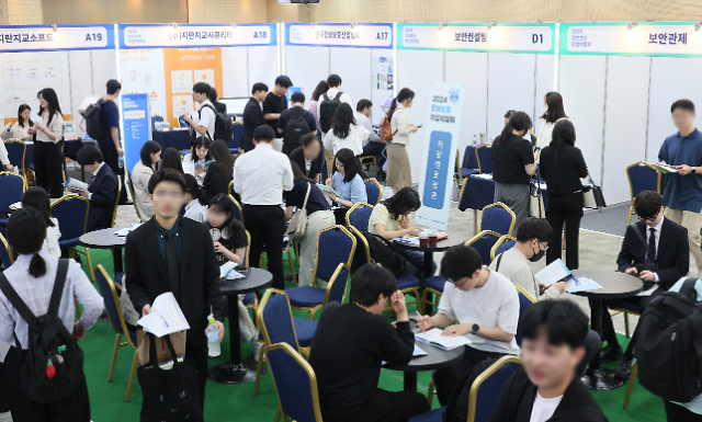 韩国整体就业市场焕发活力 青年就业率暗淡