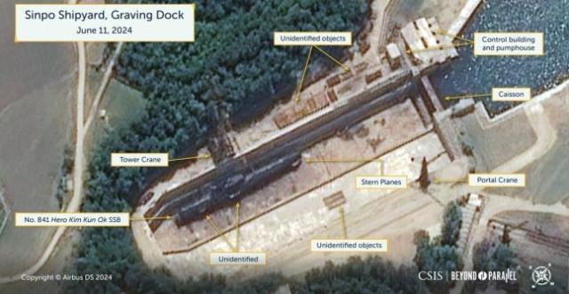 북한 신포 조선소 사진CSIS 분단을 넘어 캡처