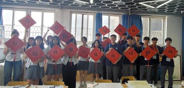 济州学生代表团访问北京 两地教育交流时隔五年重启