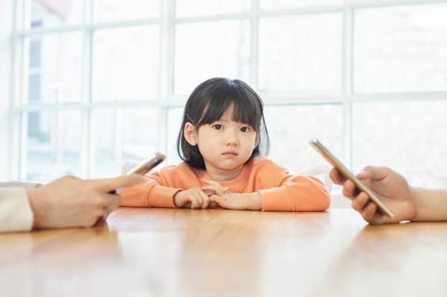Korea imposes stricter penalties on delinquent parents