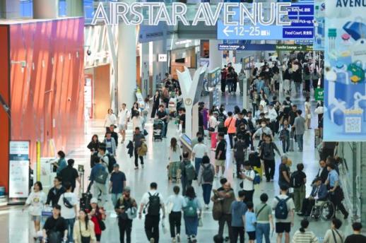 Weak yen draws more Korean travelers to Japan