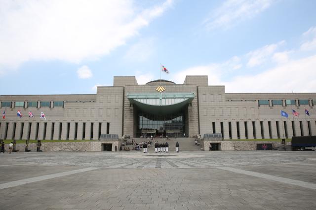 People visit the War Memorial of Korea in Seoul on June 25 2024 AJU PRESS Han Jun-gu