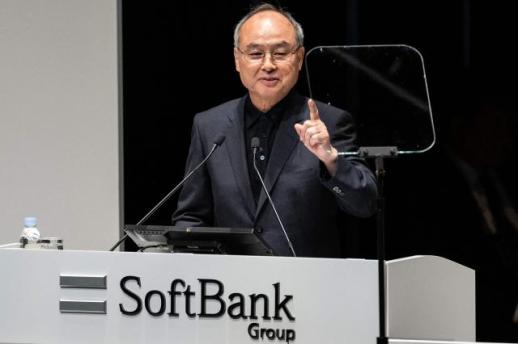 [ASIA Biz] AI올인 손정의 라인야후 日인프라 책임지겠다…脫네이버 잰걸음