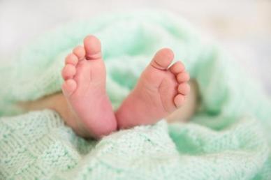 4월 출생아 수 18개월 만에 반등…인구자연감소 54개월째