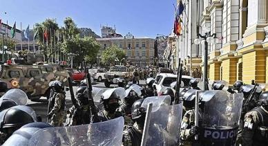 볼리비아 군부 쿠데타 시도..."장병들 탱크 동원해 대통령궁 진입"