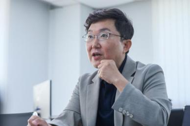 [아주초대석] 김용태 보험대리점 협회장…3선 의원 출신 정책·금융 전문가
