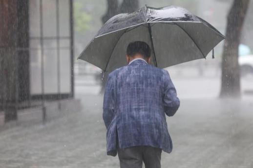 【亚洲人之声】雨天不再忧郁 享受梅雨季的小诀窍