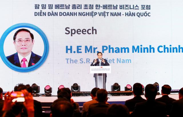 Thủ tướng Việt Nam Phạm Minh Chính phát biểu tại Diễn đàn Doanh nghiệp Việt Nam - Hàn Quốc được tổ chức tại Seoul sáng ngày 172024 ẢnhAJU PRESS Kim Dong-woo dongajupresscom