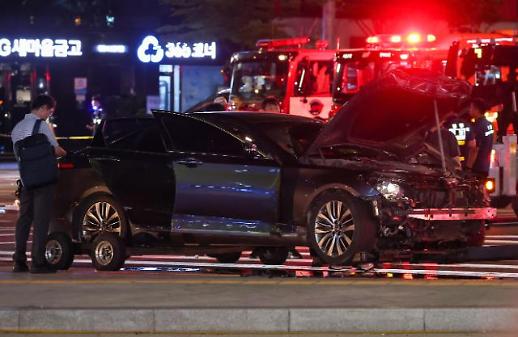 首尔市厅重大交通事故已致9人丧生