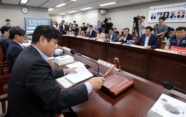 韓国「来年も『最低賃金』は業種別区分なしに単一適用」