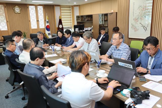 서천군의회 후반기 원구성 기자간담회 모습사진서천군의회