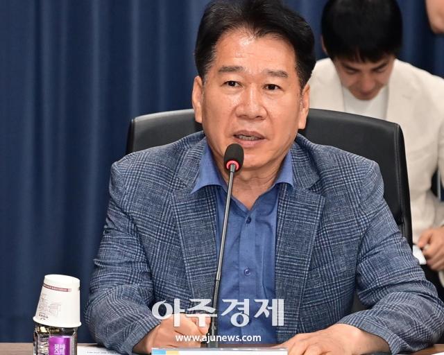 류희상 제9대 후반기 화천군의회 의장사진화천군의회 