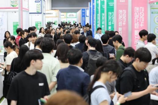 韩国就业人口增幅连续两月不足10万 就业青年持续减少