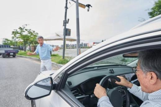 Elderly drivers not more prone to sudden acceleration incidents, study reveals
