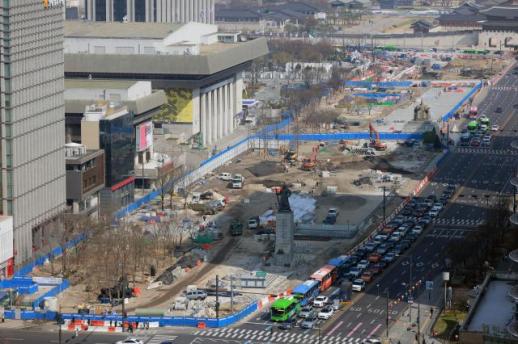 [RE:스페이스] 광장의 탄생 광화문, 조성 둘러싼 부침의 역사 살펴보니