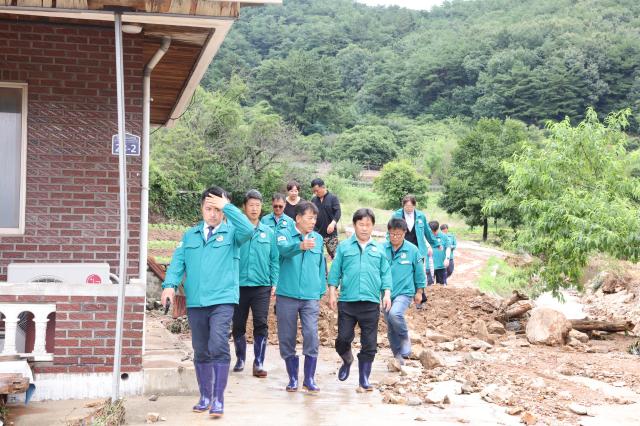 부여군의회 “수해복구 총력 최우선”사진부여군의회