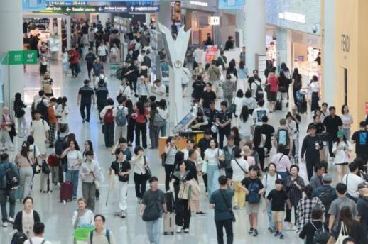 Tiêu dùng của người Hàn Quốc tại nước ngoài ghi nhận mức cao nhất trong 5 năm trở lại đây