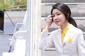 Prosecutors question first lady over luxury bag allegations