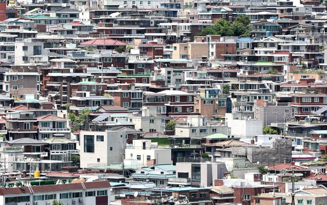 28일 오후 서울 용산구 후암동 일대 빌라 단지 모습 사진연합뉴스
