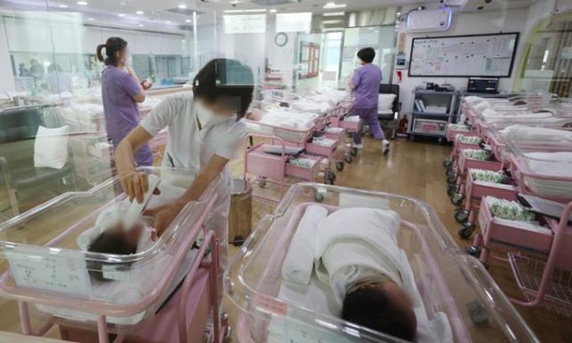 韓国の出生数9年ぶりに2ヵ月連続↑···人口の自然減少は55カ月連続続く