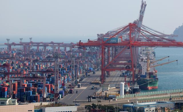 中国低价出口冲击国际市场 韩国企业持续承压