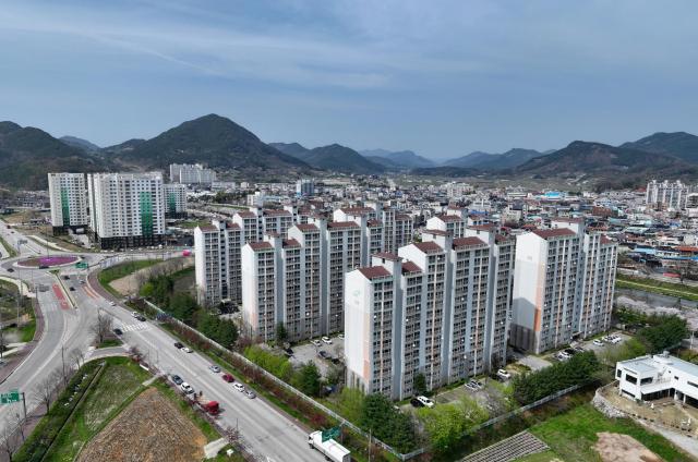 순창군이 일정 소득 이하의 무주택 임차인의 주거 안정을 위해 ‘전세보증금 반환보증 보증료 지원사업’을 추진한다사진순창군