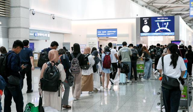 Travelers wait for departure at Incheon International Airport Terminal 1 on July 26 2024 AJU PRESS Kim Dong-woo