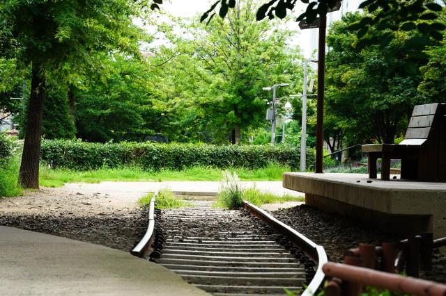 Preserved railway tracks at Gyeongui Line Forest Park in Mapo district Seoul on July 31 2024 This demonstrates that actual trains once ran through this area AJU PRESS Park Jong-hyeok