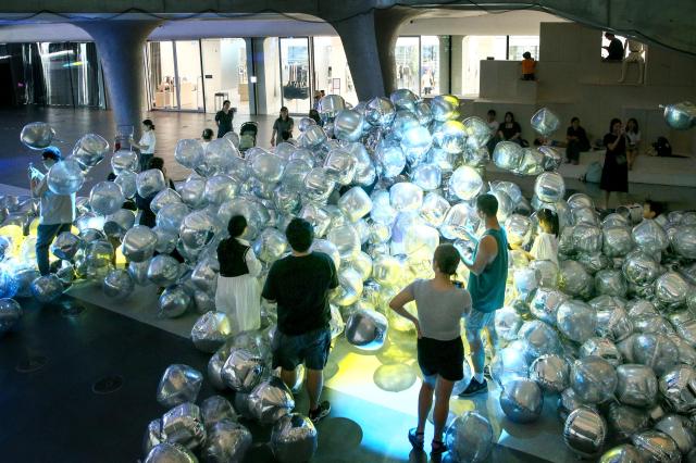 Visitors enjoy the Mega Boopoo event exhibition at Dongdaemun Design Plaza in Seoul on Aug 5 2024 AJU PRESS Kim Dong-woo