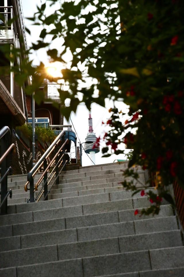 Namsan Seoul Tower visible from Haebangchon Yongsan Seoul on August 6 2024 AJU PRESS Han Jun-gu