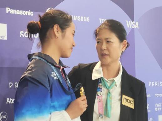 Badminton legend critiques rising star