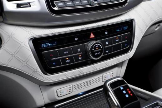 [김정훈의 車림표] 쾌쾌한 냄새 그만...여름철 자동차 에어컨 냄새 해결할 수 있다고?