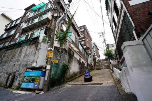 PHOTOS: Parasite film location embroiled in redevelopment dispute
