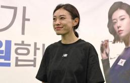 [파리올림픽 2024] 사격 은메달 김예지, 기자회견 중 쓰러져…"10분 만에 회복"