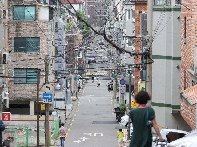 서울 강서구 화곡동 일대에 다세대 빌라들이 밀집한 주택가 모습연합뉴스