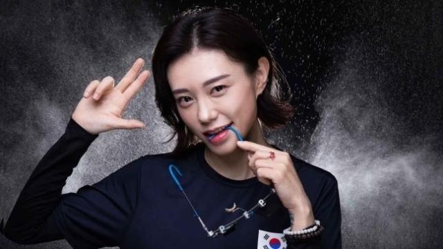 Koreas Olympic shooting star signs with talent agency