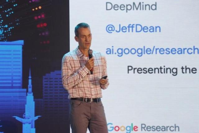 구글 수석 과학자 제프 딘Jeff Dean 박사 사진베트남통신사