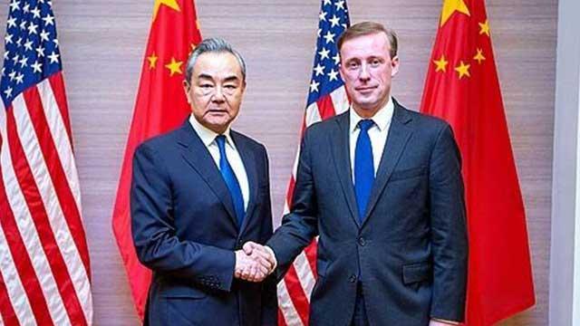 US National Security Advisor Jake Sullivan shakes hands with his Chinese counterpart Wang Yi during a meeting held in Bangkok Thailand on January 26 Xinhua-Yonhap