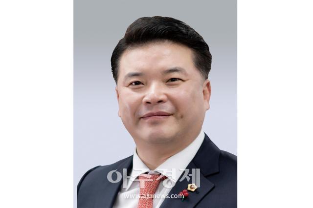 대구시의회 전경원 의원은 ‘대구의 대표 관광명소인 수성못의 개발 제한 요인에 대한 해결책’을 마련해 줄 것을 촉구한다 사진대구시의회