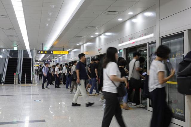 A subway station in Gyeonggi Province bustles with commuters on August 12 2024 Yonhap