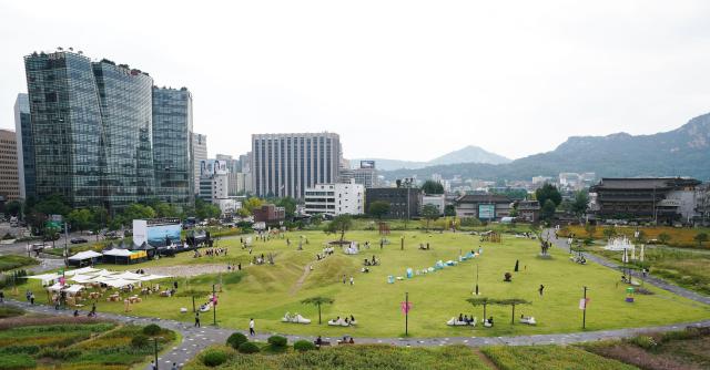 Overview of the Seoul Sculpture Festival at Songhyeon Green Plaza Jongno District Seoul Monday Sept 2 2024 AJP Park Jong-hyeok