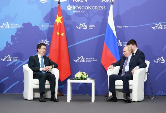 Chinese Vice President Han Zheng meet with Russian President Vladimir Putin in Vladivostok Russia on September 4 2024 Xinhua-Yonhap