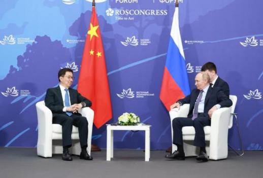 Chinese vice president meets with Putin in far east Russia