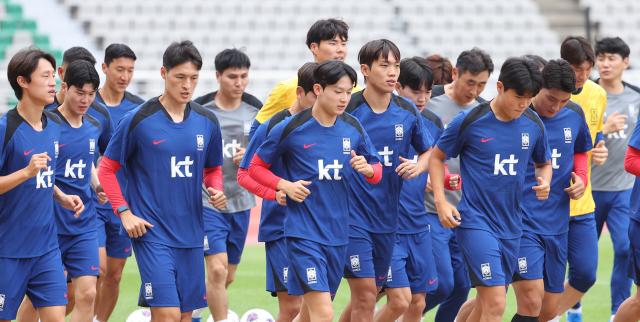 홍명보호 축구 대표팀 선수들이 지난 2일 경기 고양시 고양종합운동장에서 2026 북중미 월드컵 아시아지역 3차 예선을 앞두고 훈련하는 모습 사진연합뉴스