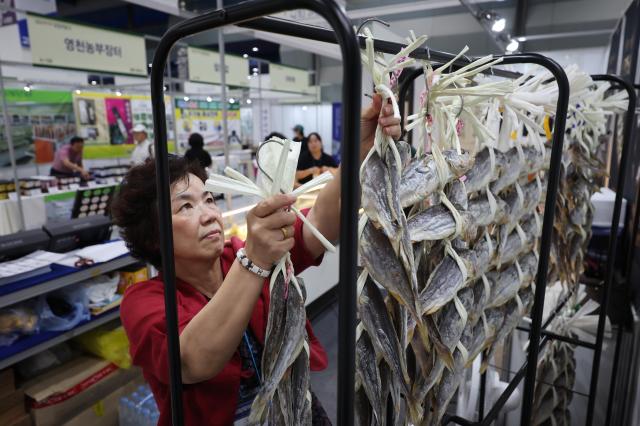 捕获量减少导致黄花鱼价格飙升 政府拟投放储备水产品稳定价格