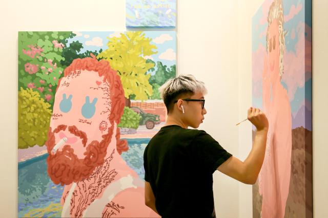 An artist paints at the international art fair Kiaf SEOUL held at COEX in Seoul on Sep 5 2024 AJP Kim Dong-woo