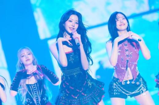 K-pop girl band IVE holds concerts at Tokyo Dome