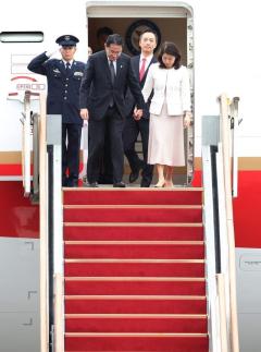 岸田首相、ソウル空港に到着···一泊二日の訪韓